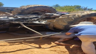 Kandırada ters dönen traktörde sürücü yaralandı