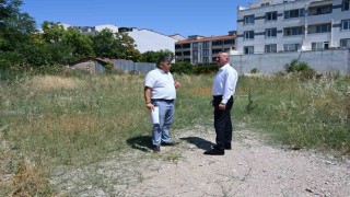 Karacabey Belediyesinden otopark ve çocuk parkı projesi