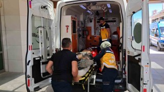 Karamanda girdiği inşaattan düşen çocuk yaralandı