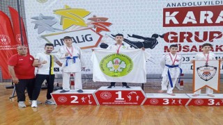 Karateciler Denizliden madalyalar ile döndü