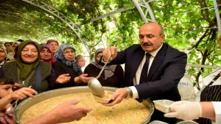 Kastamonuda 2 bin 500 kişiye aşure ikram edildi