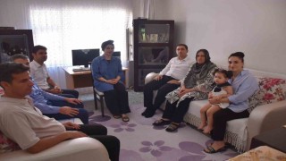 Kaymakam Başar, Sasonda şehit aileleri ve gazi aileleriyle araya geldi