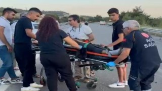 Kazada yaralanan sürücüye yoldan geçen doktor müdahale etti