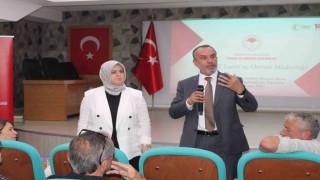 Kedi-köpek kayıt sistemi hakkında muhtarlara bilgilendirme yapıldı