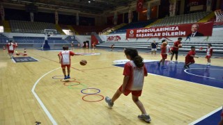 Kepezde çocuklar sporla gelişiyor