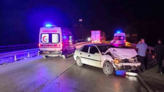Kırıkkalede iki otomobil çarpıştı: 4 yaralı
