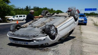 Kırıkkalede otomobil takla attı: Aynı aileden 6 kişi yaralandı