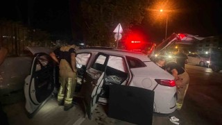 Kırmızı ışık ihlali ortalığı savaş alanına çevirdi: 2si ağır 8 yaralı