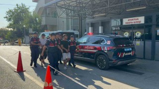 Komşunun traktörünü çalıp 60 bine sattılar