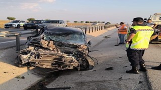 Kontrolden çıkan otomobil bariyerlere çarptı: 1 yaralı