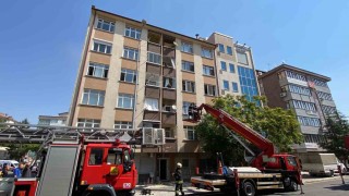Konyada apartmanda yangın paniği: 5 kişi dumandan etkilendi