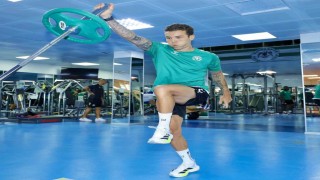 Konyaspor salonda çalıştı
