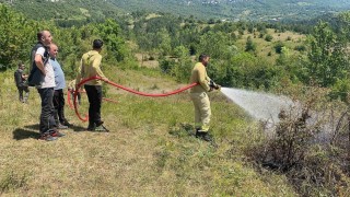 Kopan yüksek gerilim hattı teli yangına sebep oldu