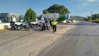 Köşkte kurallara uymayan 6 sürücüye para cezası