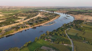 Kuraklık nedeniyle Meriç Nehrine elektrik santralinden su salındı