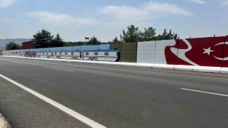 Kurtalan ekspresi motifli güvenlik noktaları dikkat çekiyor