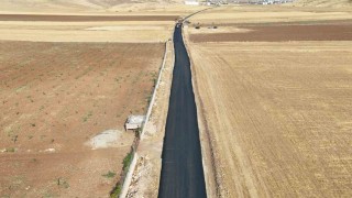 Kurtalan-Kayabağlar yolu sıcak asfaltla buluşuyor