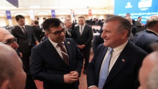 Kütahya Gençlik ve Spor İl Müdürü Küçük, Bakan Osman Aşkın Bak ile görüştü