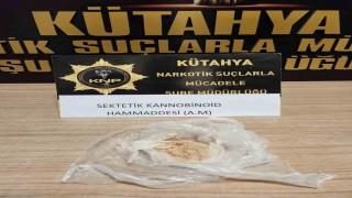 Kütahyada 23,68 gram bonzai hammaddesiyle yakalanan şüpheli tutuklandı
