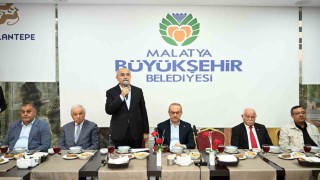Malatyada Büyükşehir Belediyesinden Muharrem İftarı