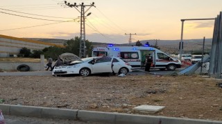 Malatyada iki otomobil çarpıştı: 1 ölü, 2 yaralı