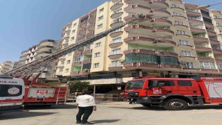 Mardinde apartman dairesinde çıkan yangın söndürüldü