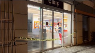 Markette Sen sapık mısın? diyen kadını ve 14 yaşındaki kızı vurdu