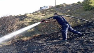 Marmara Adasında arazi yangını söndürüldü