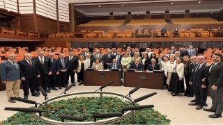 Meclis tatile girdi milletvekilleri fotoğraf çektirdi