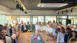 Memleket Partisi kapatıldı