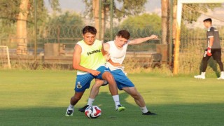 Menemen FKdan, Göktürk Efeye profesyonel sözleşme