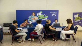 Mersinde öğrencilere ücretsiz YKS tercih desteği