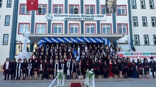 Mezun öğrencilerden Gazze için anlamlı mesaj