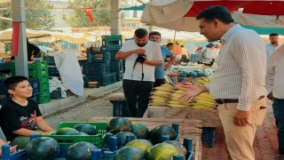 Minik pazarcılar ile başkanın gülümseten anları