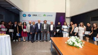 Moda Tasarımında Kalıp ve Model Geliştirme Programı yeni mezunlarını verdi