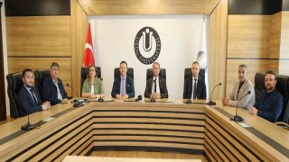 Mogolistanda Bozkırda Türk İzleri