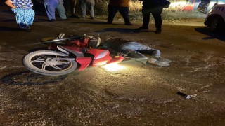 Motosiklet park halindeki motosiklete çarptı: 1 ağır yaralı