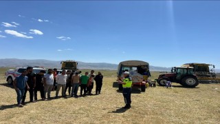 Muşta traktör ve biçerdöverler denetlendi