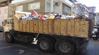 Nazilli Belediyesinden çöp eve müdahale