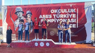 Okçulukta şampiyonlar madalyalarını aldı