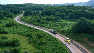 Ordudan Tokata bağlantı sağlayan yola sıcak asfalt konforu