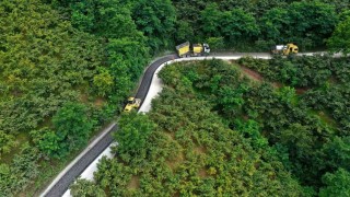 Ordunun sakin şehrinde sıcak asfalt çalışmaları