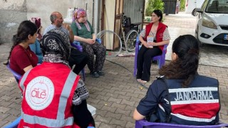 Osmaniye’de Jandarmadan Aile İçi Şiddete Karşı Bilgilendirici Ziyaret