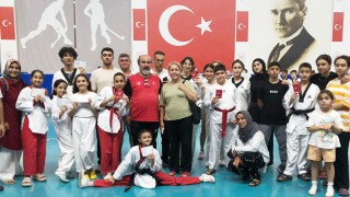 Osmaniyeli 13 Taekwondocu Üst Kuşağa Terfi Etti