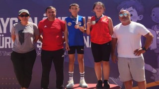 Osmaniyeli Genç Sporcular Türkiye Atletizm Şampiyonası'nda Göz Doldurdu