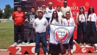 Osmaniyeli Okçular Tarsus’tan Madalyalarla Döndü!