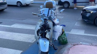 Otomobil ile çarpışan motosikletli ağır yaralandı