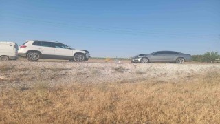 Otomobiller çarpıştı, 1 çocuk öldü, 6 kişi yaralandı