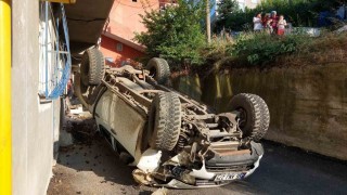 Park halindeki kamyonet hareket ederek 8 yaşındaki çocuğa çarptı