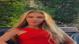 Petek Dinçözden sonra annesi de estetik ameliyat oldu: Son hali şaşırttı